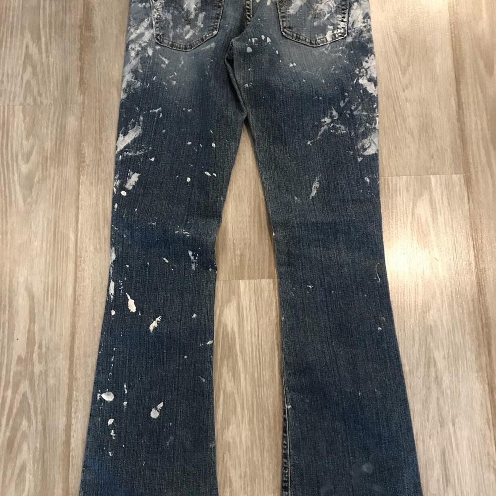 Painted Levi’s Superlow bootcut Stretch 518s